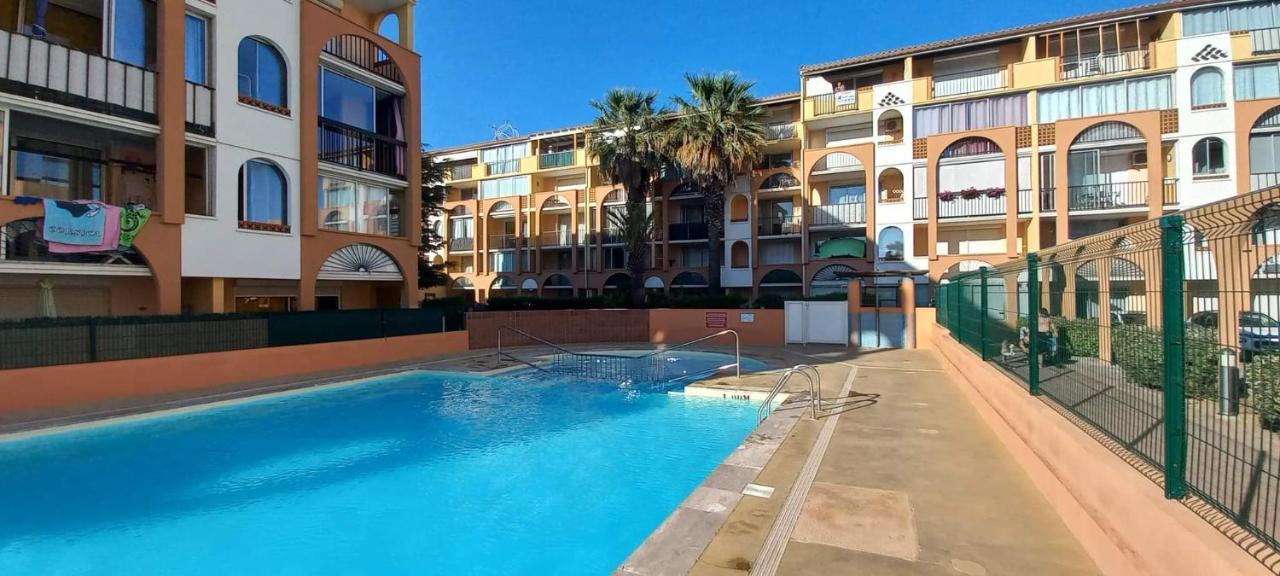 Appartement Situe Au Cap D'Agde Proche Plage Eksteriør bilde
