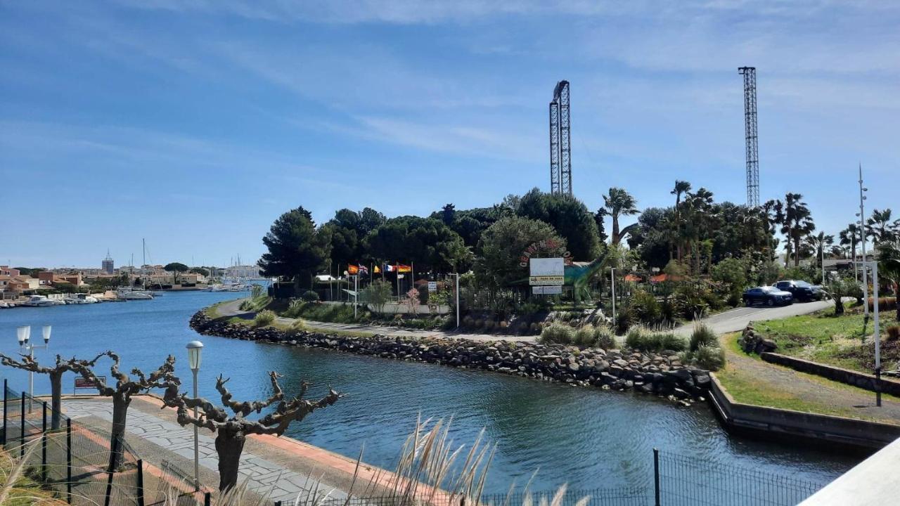 Appartement Situe Au Cap D'Agde Proche Plage Eksteriør bilde
